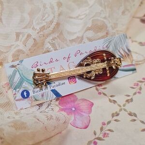 Vintage Avon Amber Mandolin Pin